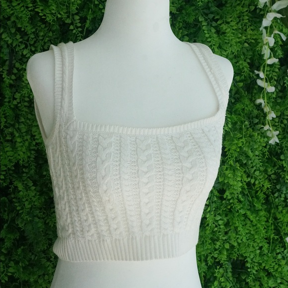 Meshki Tops - 𝓜𝓮𝓼𝓱𝓴𝓲 • 𝒞𝒶𝒷𝓁𝑒 𝒦𝓃𝒾𝓉 𝒞𝓇𝑜𝓅 𝒯𝑜𝓅